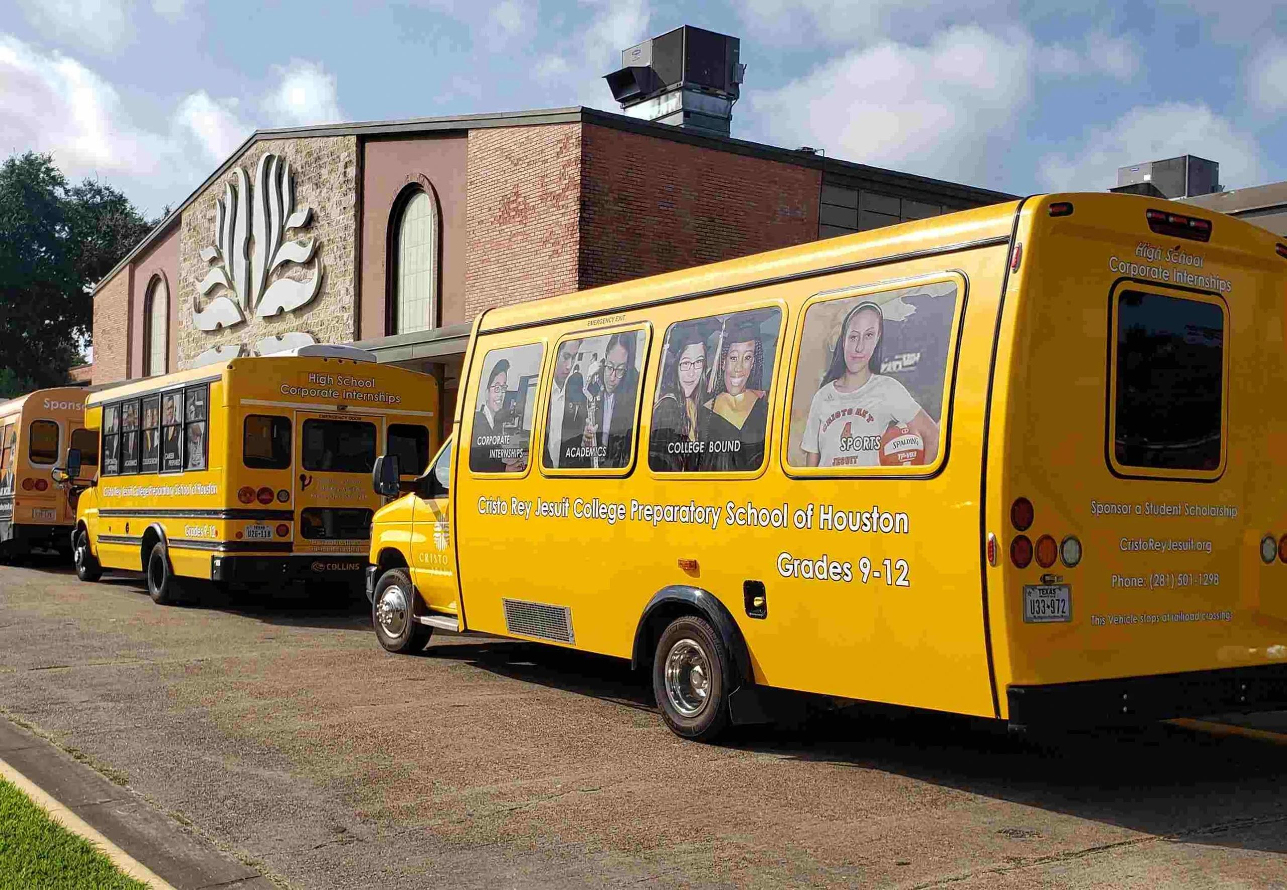 Government & Educational Institutions 1 Custom Government & Educational Institutions Graphic and Singage Solutions on school bus